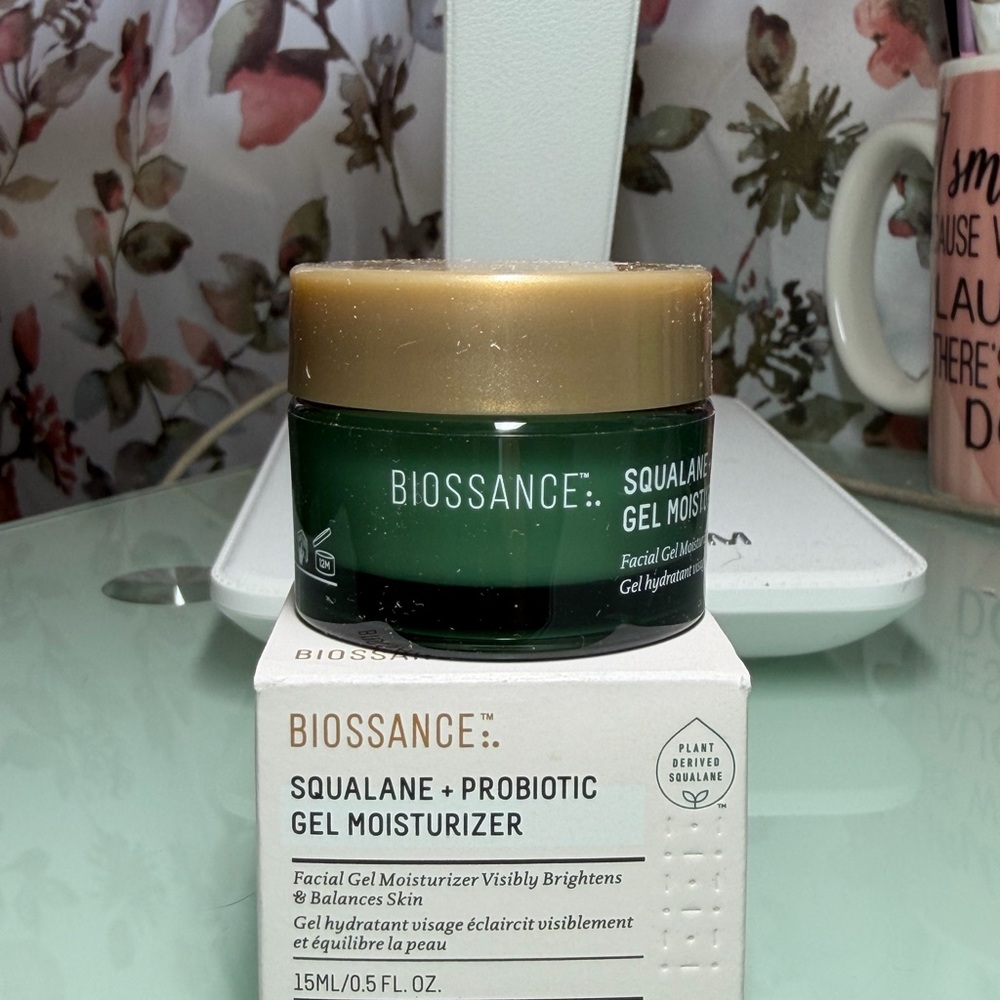 Biossance Green Gel Moisturizer with Gold Lid